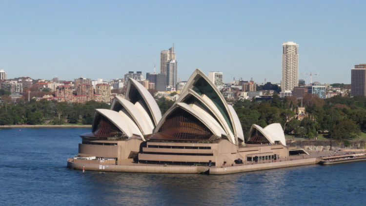 Sydney-Opera-Binası-e1579605196703
