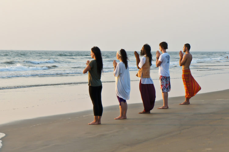 Yoga-eğitimi-Goa-e1581402565981