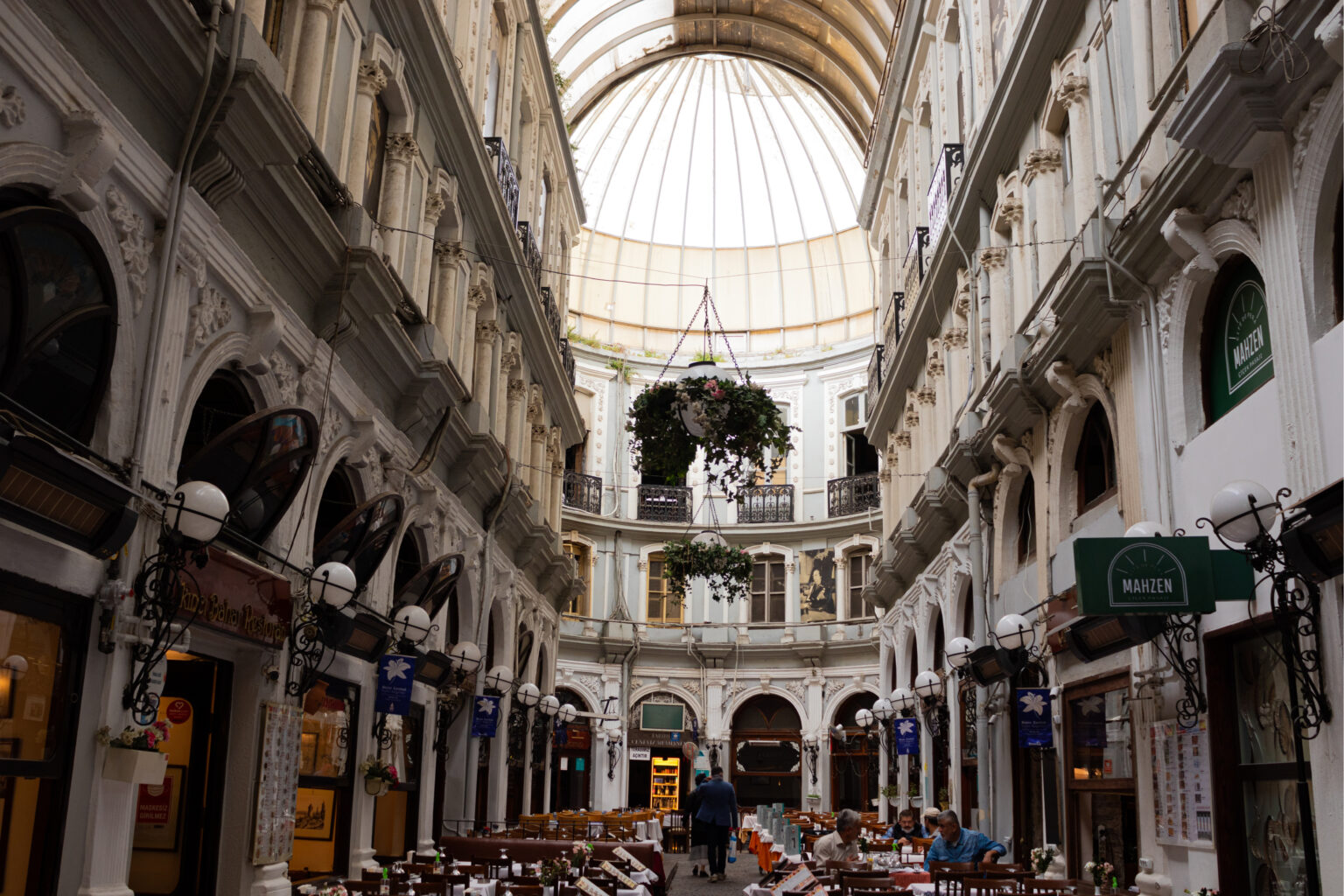 Beyoğlu’nun Kalbi Pera’nın İlgi Çeken Tarihi - Pera Palace Hotel