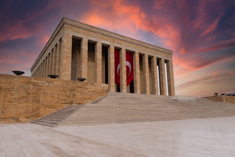 Anıtkabir and flag
