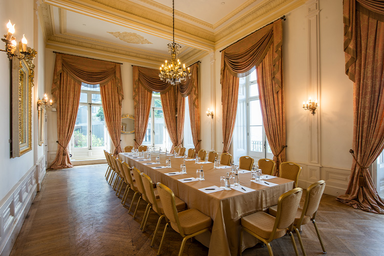 Pera Palace Hotel: Tarihin Kalbinde Profesyonel Çözümler 