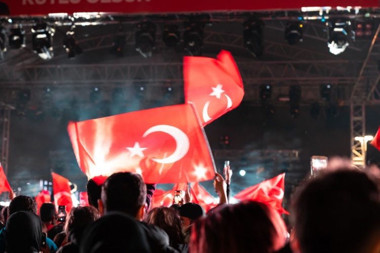 Kutlamaların Coşkusu ve Ortak Hafıza