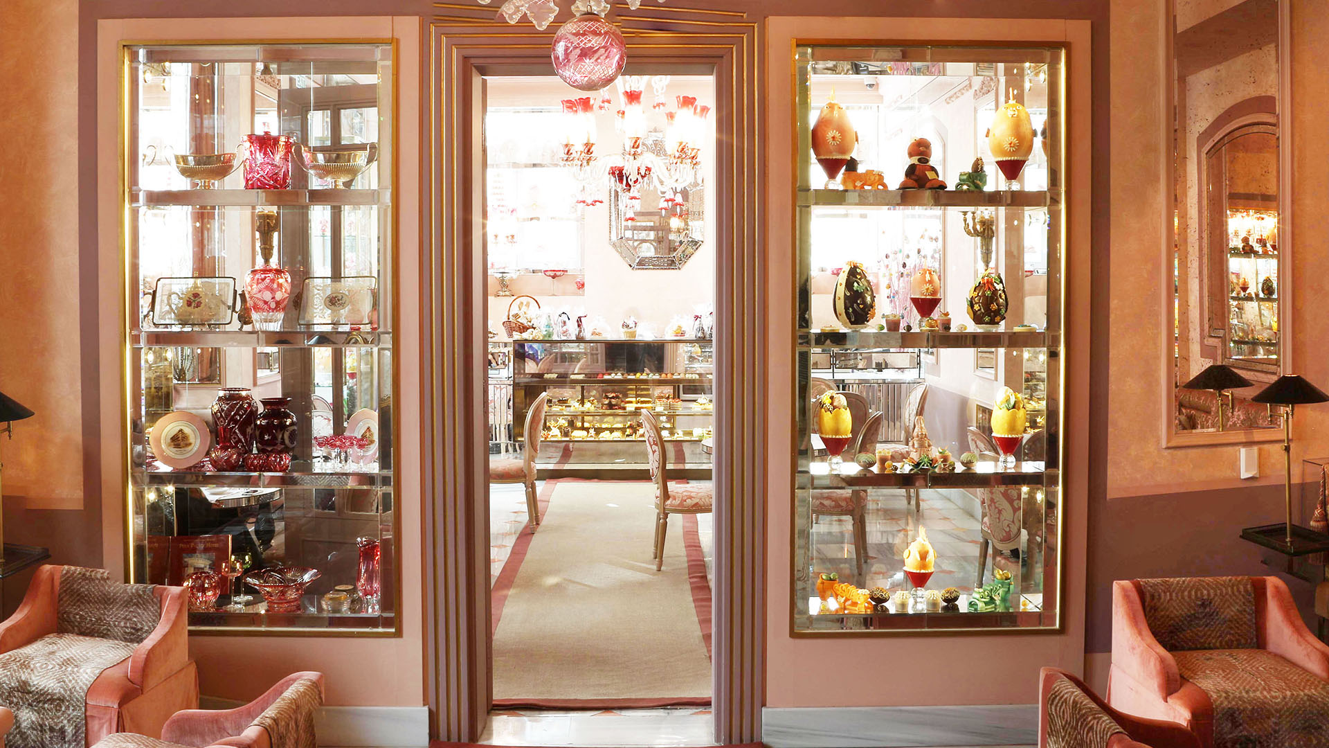 Kahve ve Tatlı Keyfinizi Patisserie de Pera'da Taçlandırın
