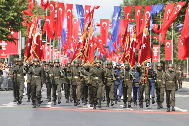 Büyük Zafere Giden Yol